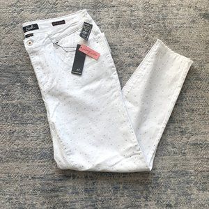 NWT  White Earl Jean With Rhinestones - Size 18W